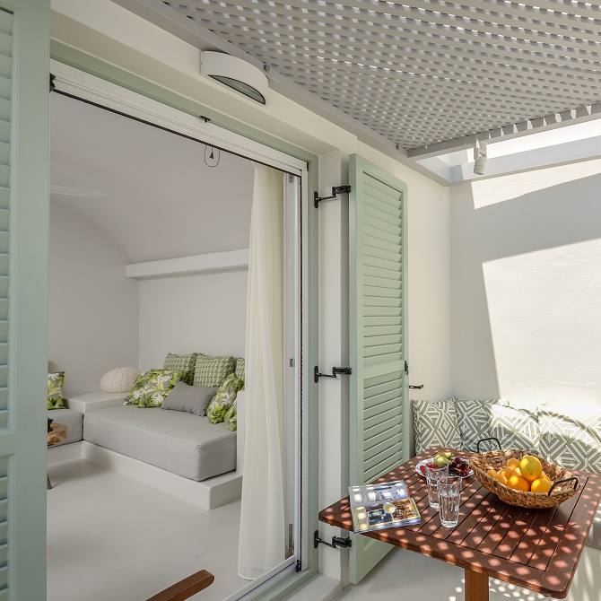 Naxos Suites